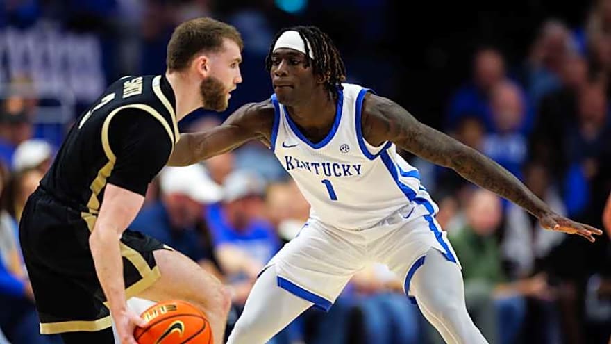 Mark Pope wants to apply as much pressure as possible on opposing teams this season