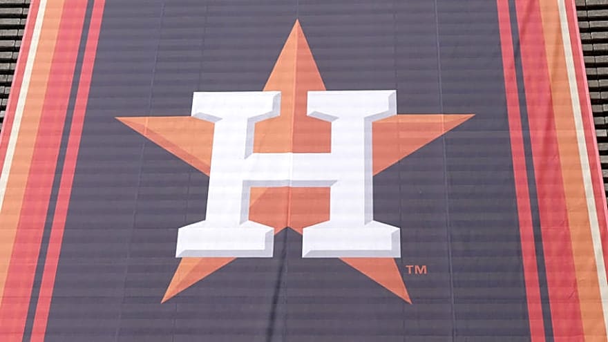 Astros Make Flurry of Roster Moves Official After Latest Injury