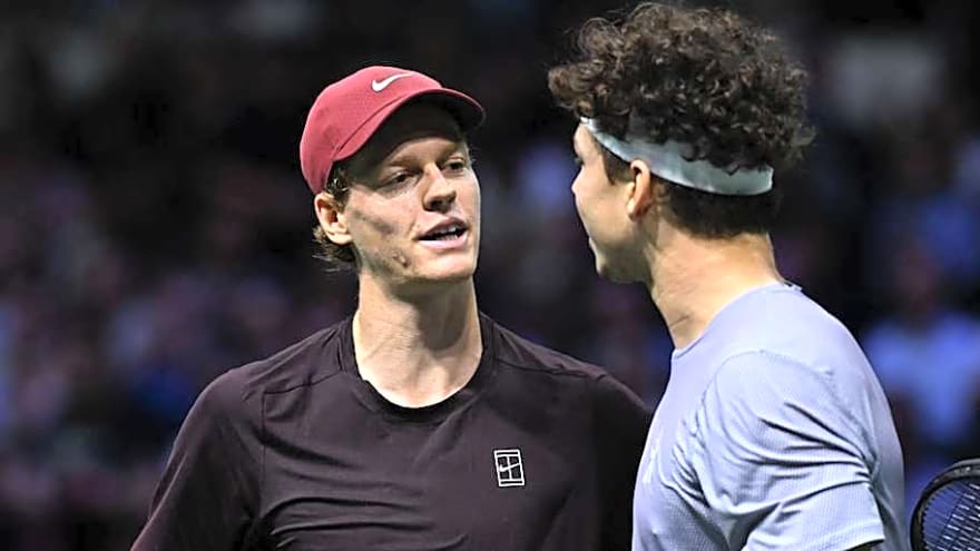 Jannik Sinner Overcomes Ben Shelton to Reach Paris Masters Semifinals