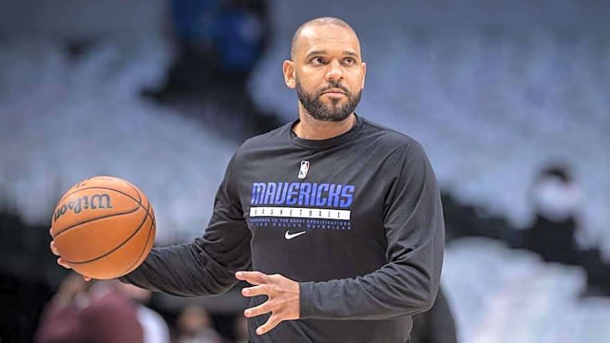 Report: Cleveland Cavaliers Showing Interest in Mavericks&#39; Coach