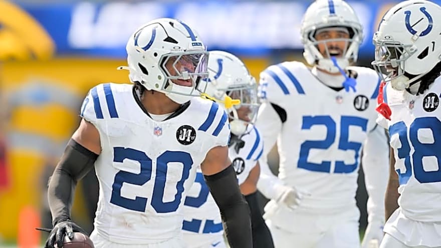 Three Colts Free Agents Leave for AFC South Rivals in New Predictions