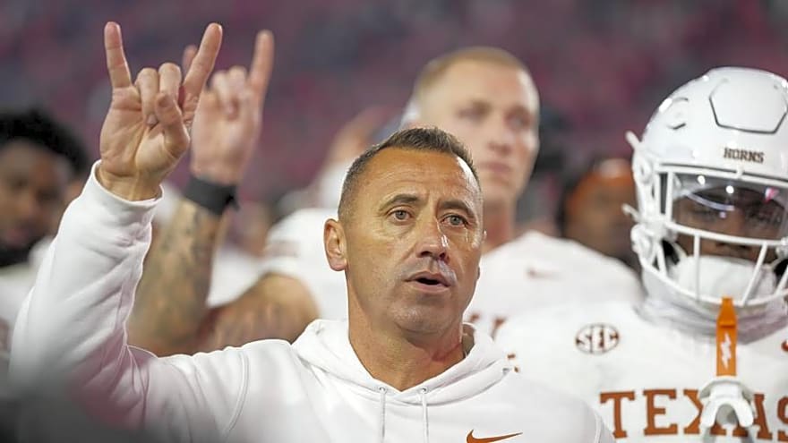 Texas Longhorns Attempting to Flip Big 12 Commit After Official Visit