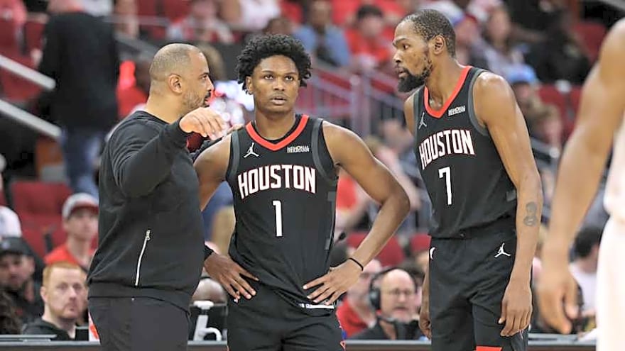 Rockets' Defense Dominates in Second Straight Game, Leading to Win vs. Cavs