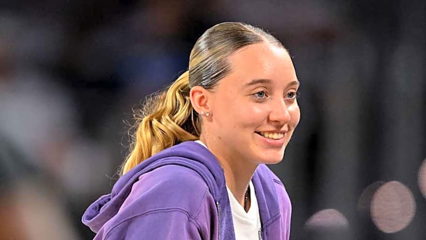 Paige Bueckers teases plans for her $50,000 Unrivaled prize