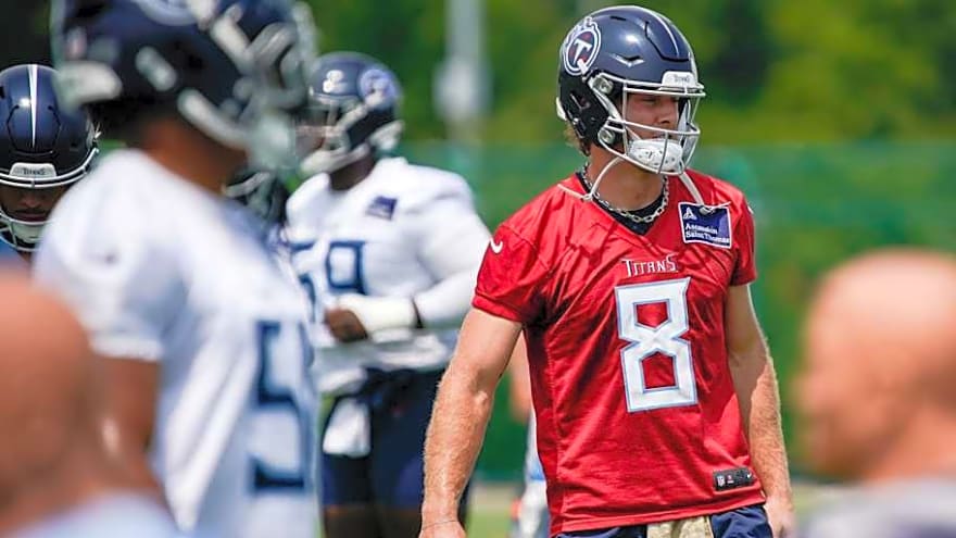 Jets Suddenly Have New QB Option on the Radar