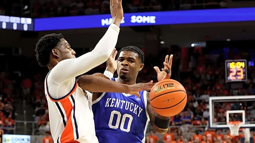 Mark Pope again says fatigue was an issue, this time late against Auburn