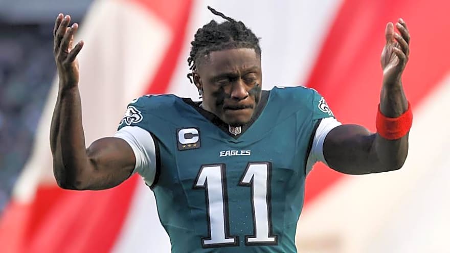 A.J. Brown's Salary Cap Situation Could Help Patriots Trade Chances