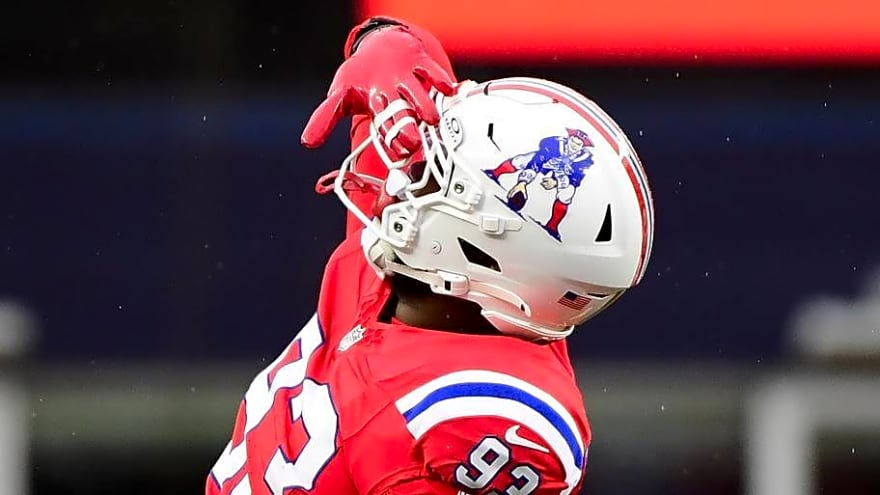 Patriots DT Leonard Taylor III Pays Respect to Fan Favorite With 'Fire' Sack Celebration