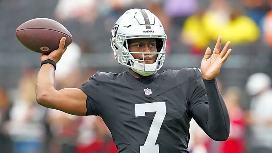 Should the Raiders Trade for Another Quarterback?