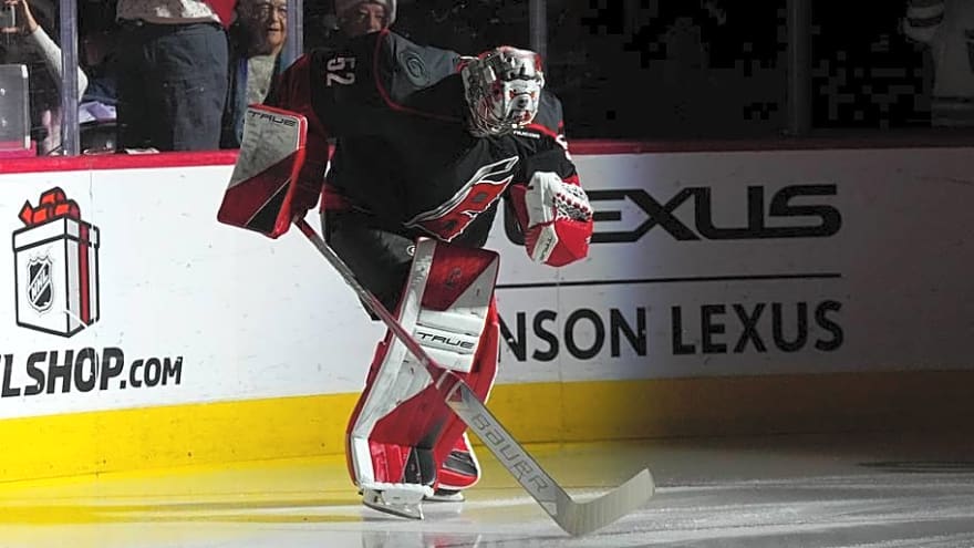 The Hurricanes sign Kochetkov to a two-year extension, keeping their tandem in place