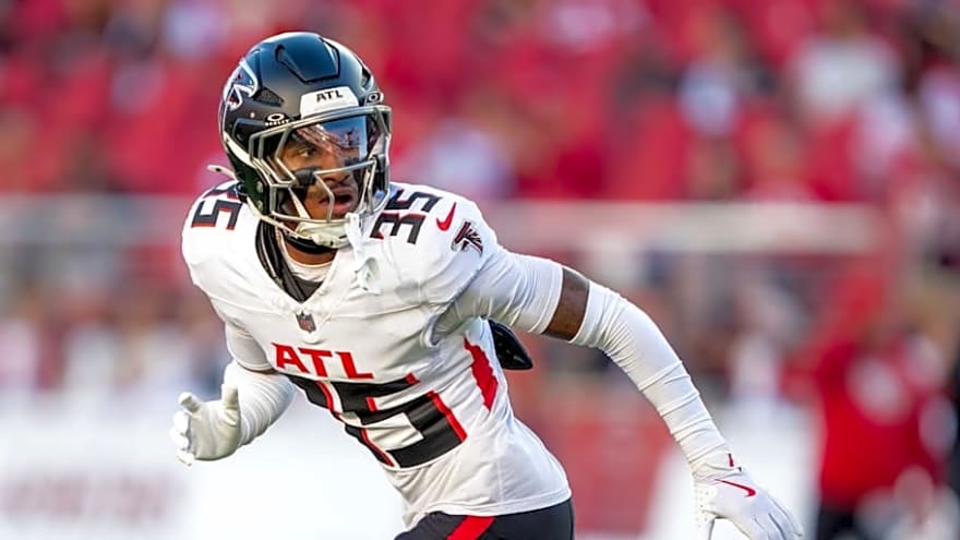 Atlanta Falcons Officially Make Flurry of Roster Moves