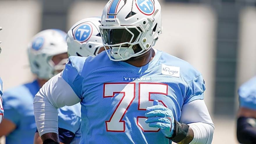 Tennessee Titans LT Dan Moore Jr.: Veteran Blocker Earns No. 12 Spot Ahead of Big Year