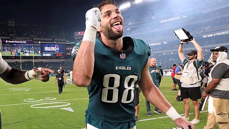 Seahawks Urged to Target Eagles Tight End Ahead of Trade Deadline