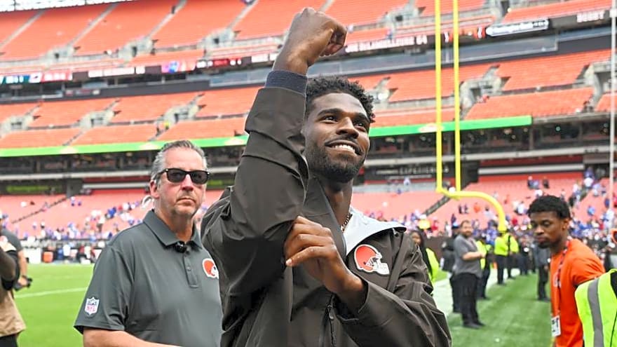 Shedeur Sanders Strongly Defends Deshaun Watson After Browns Fans Boo Him