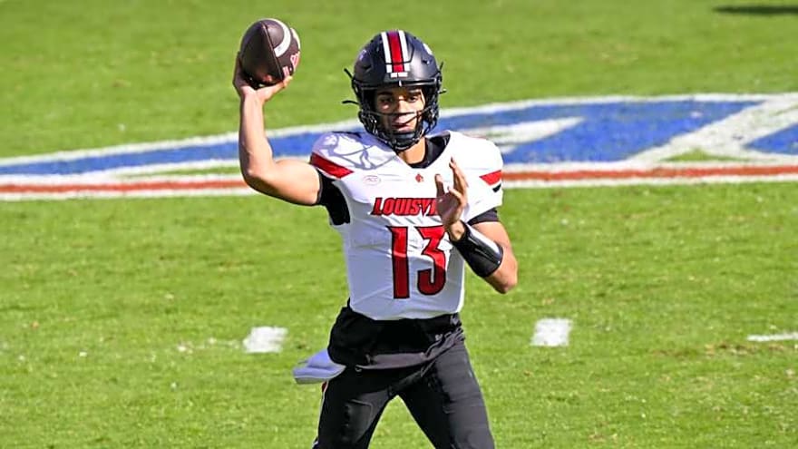 After delay, Wisconsin Badgers sign second transfer portal QB and his brother