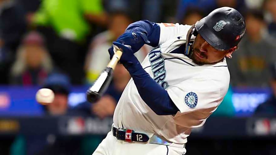 Pirates Made Record Offer For Mariners First Baseman