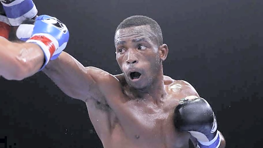 Erislandy Lara Receives New Opponent Days Before Middleweight Title Fight