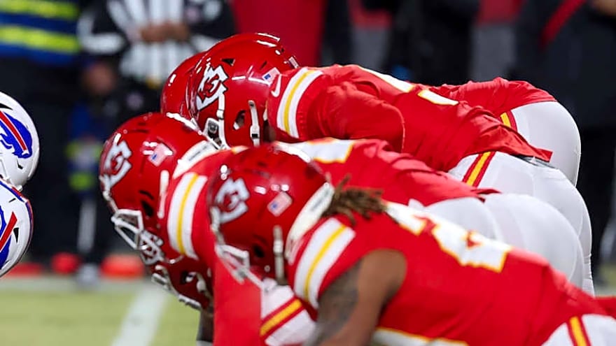 What Plagues Chiefs’ O-Line in Latest Power Rankings