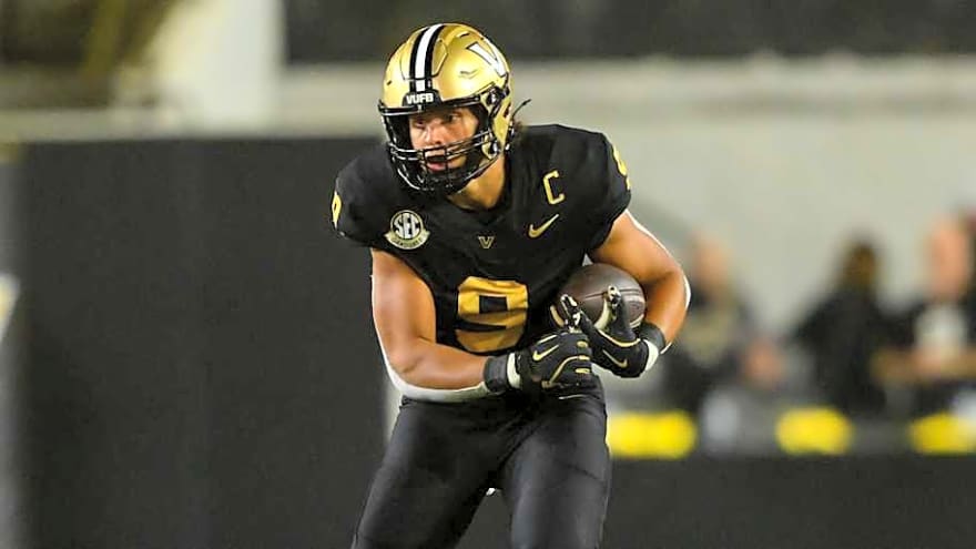 Cowboys Meet With Intriguing TE With WR Potential For Pre-Draft Visit