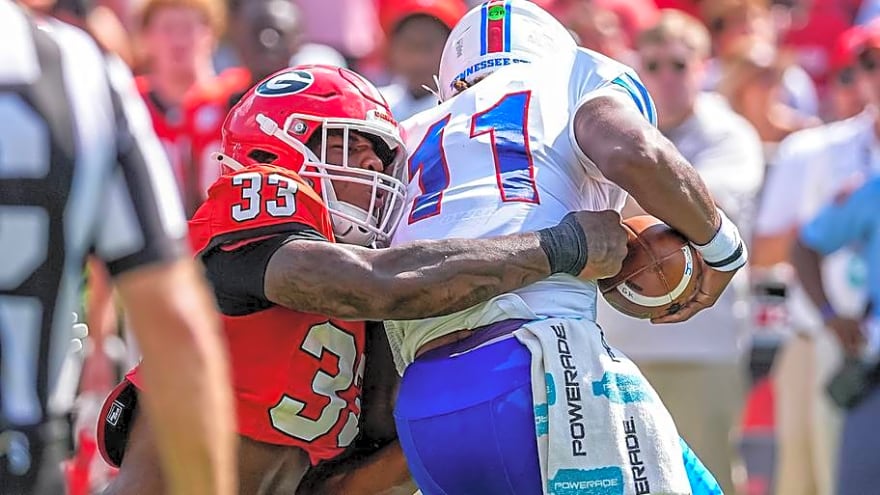 Could Freshman PJ Dean Give the Georgia Bulldogs the Pass Rushing Punch They've Benn Missing?