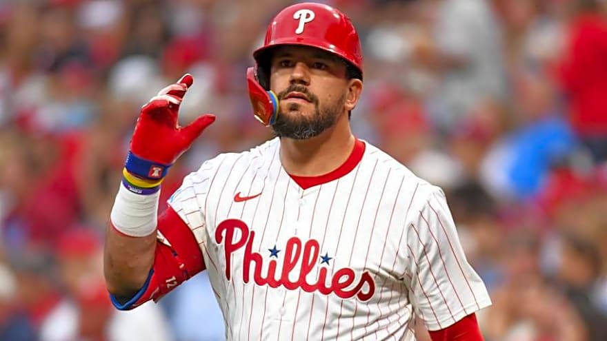 Pirates Make Record Offer for Phillies&#39; Kyle Schwarber
