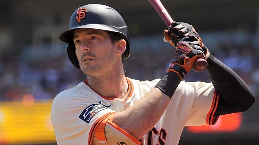 Former San Francisco Giants Outfielder Has Plenty of Reasons to Sign with A&#39;s