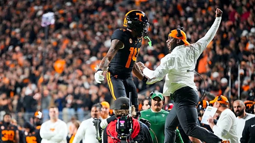 Two Tennessee Football Wide Receivers Ranked Best Per Class