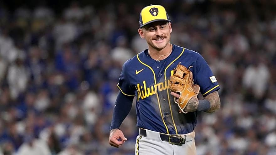 Brewers Biggest Decision Facing Pat Murphy Before World Series Game 1