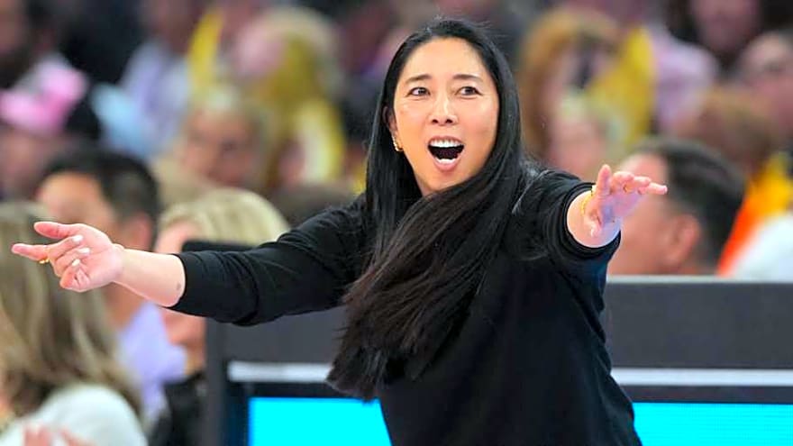 Valkyries&#39; Natalie Nakase Rips WNBA Referees Over Controversial Foul vs Mercury