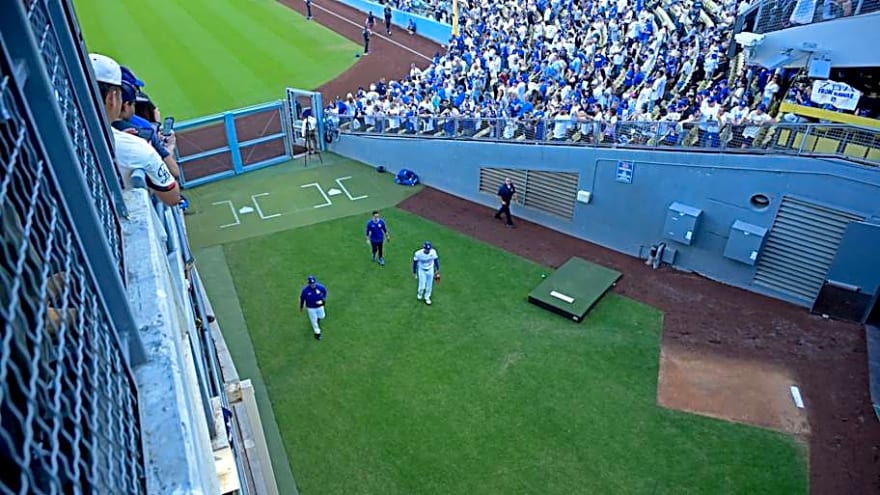 Mariners sign Phillies minor league free agent Gabe Mosser