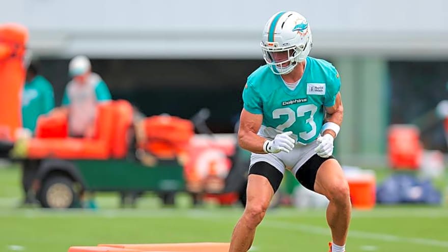 How Anderson Might Be Parlaying Familiarity Into Starting Role for Dolphins