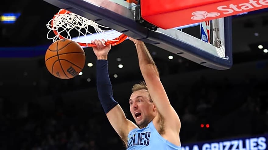  Atlanta Hawks Sign 8-Year NBA Veteran