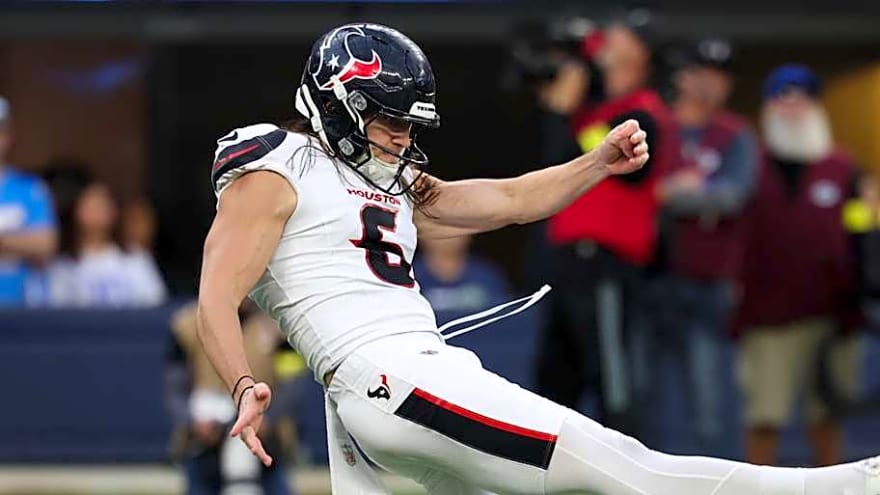 Titans Sign Former Texans Punter Tommy Townsend