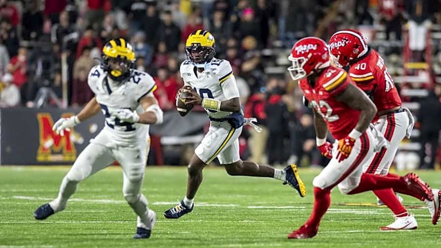 Underwood climbs history books in Michigan’s 45–20 win over Maryland