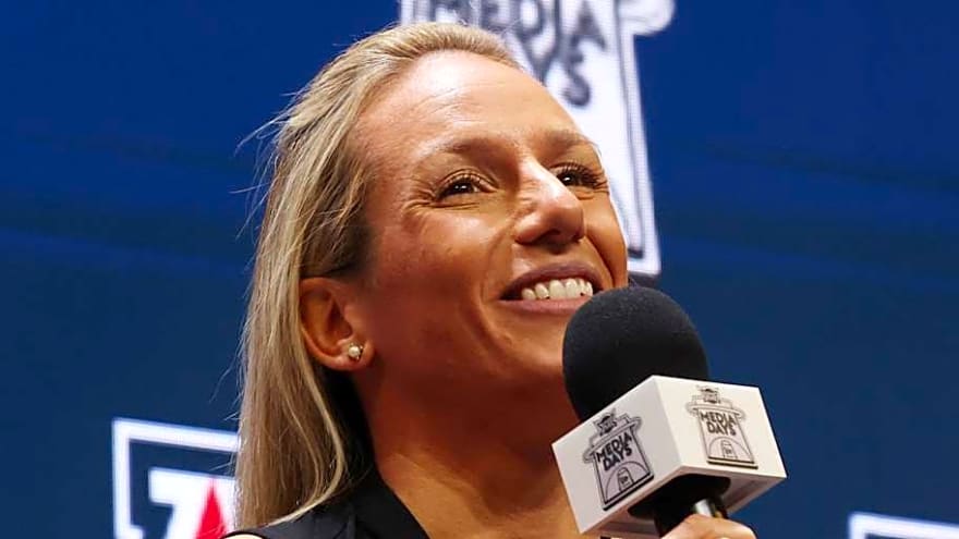 Arizona's Becky Burke Reaches a Major Milestone