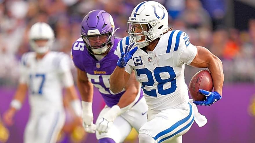 Biggest Vikings' Trade Deadline Needs Can't Be Ignored as Perfect Season Continues
