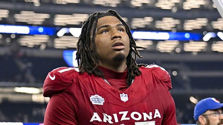 Star Rookie Exits Cardinals vs Jaguars With Knee Injury