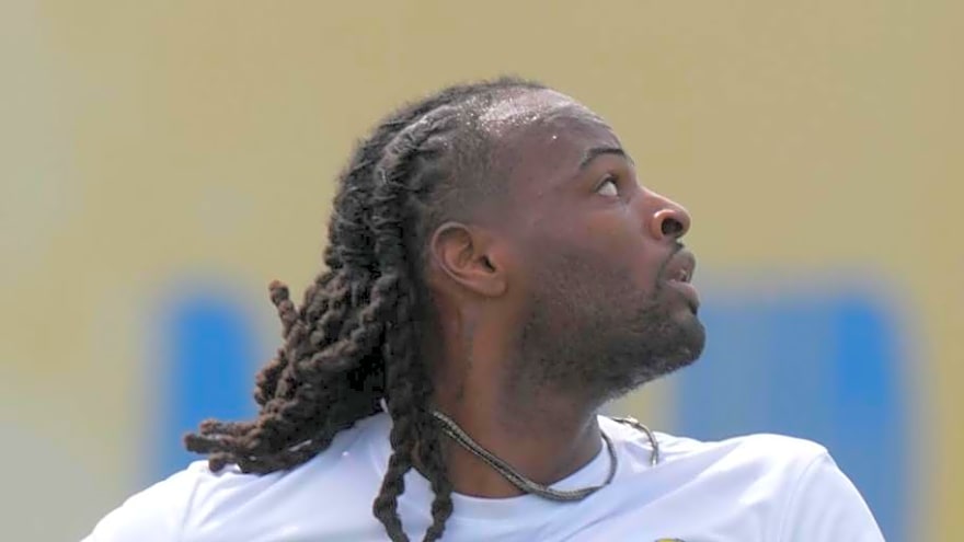 Najee Harris Free Agency Visit Shows Seahawks Aren't Happy at RB