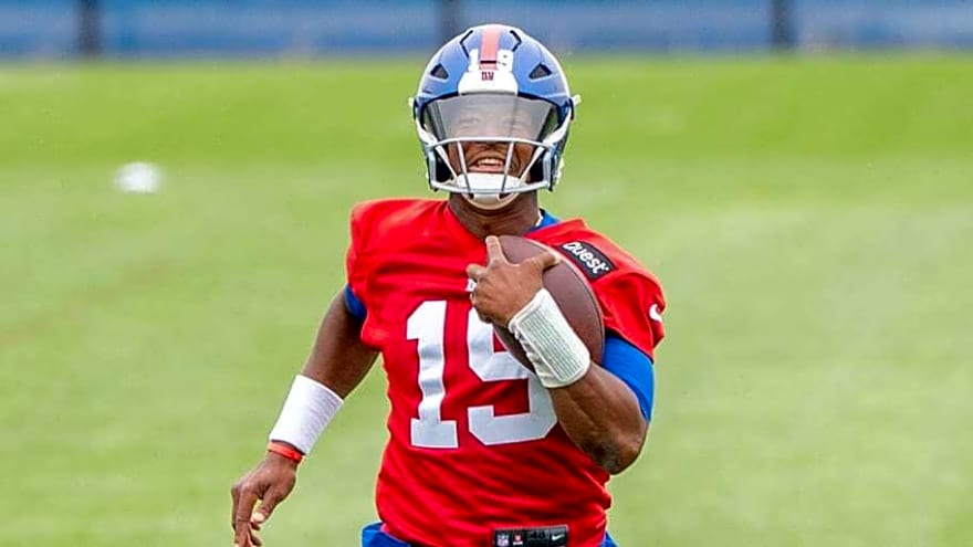 NY Giants QB Jameis Winston’s Personality a Hit With Teammates
