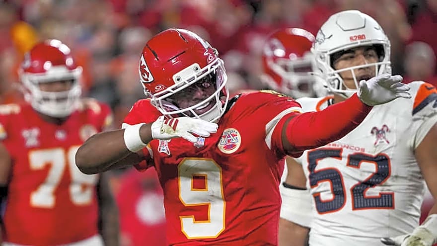 How Chiefs’ Home Finale Provided Interesting Culture Comparison With Jets