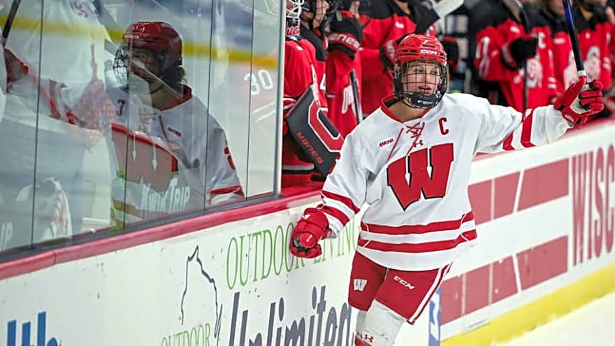 Wisconsin women's hockey forwards reach career milestones