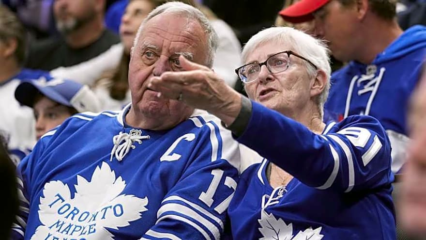 Maple Leafs Prospects Drop Gloves at Rookie Camp