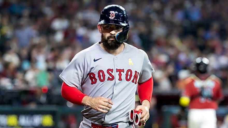 Alex Cora's Praise for Red Sox Newcomer Could Spell Trouble for Connor Wong