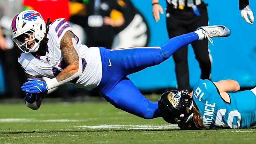 Bills' oldest defenders post highest grades in playoff win over Jaguars