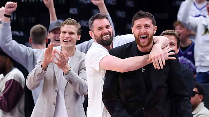 Lauri Markkanen Weighs In on Jazz Bringing Back Kevin Love, Nurkic
