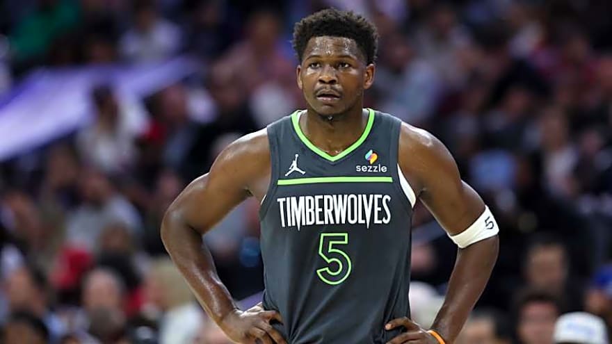 Anthony Edwards 'Questionable' Ahead of Series Opener Against Denver