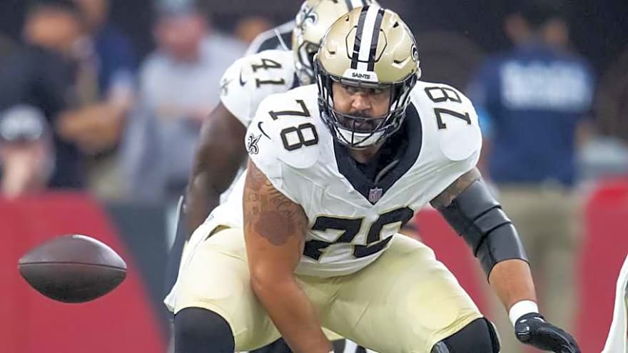 Broncos Could Solve Major Offensive Weakness With Saints Pro Bowler Trade