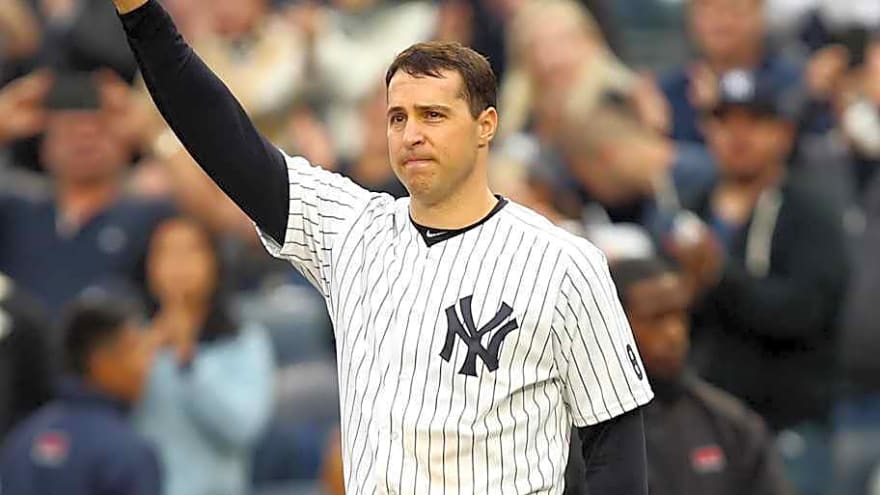Former Yankees Infielder Wins Texas Congressional Primary