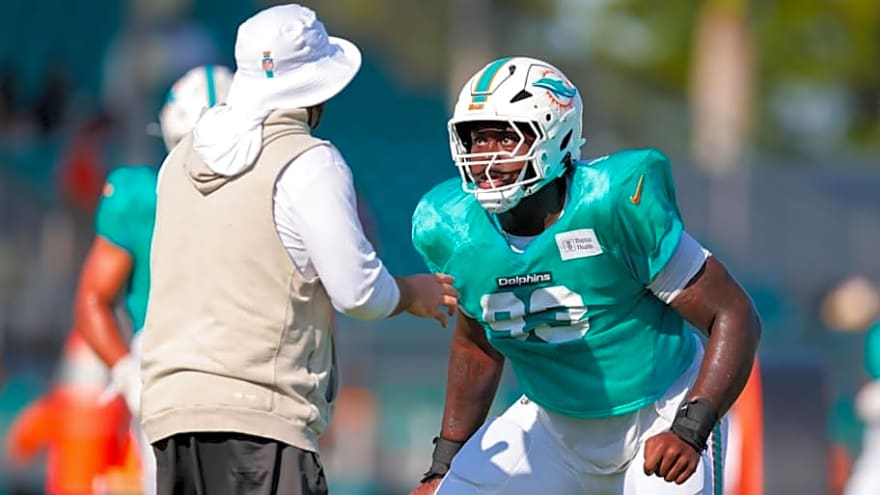 Miami Dolphins DC Explains Why Biggers Didn&#39;t Play Earlier