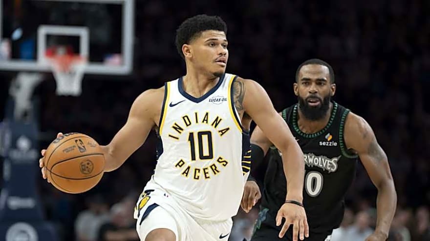 Hawks Officially Announce Signing Of Former Pacers, Clippers Guard to Two-Way Contract